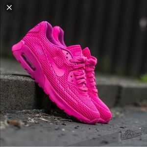 I’m looking for these Shoes Nike Air Max 90 Pink
